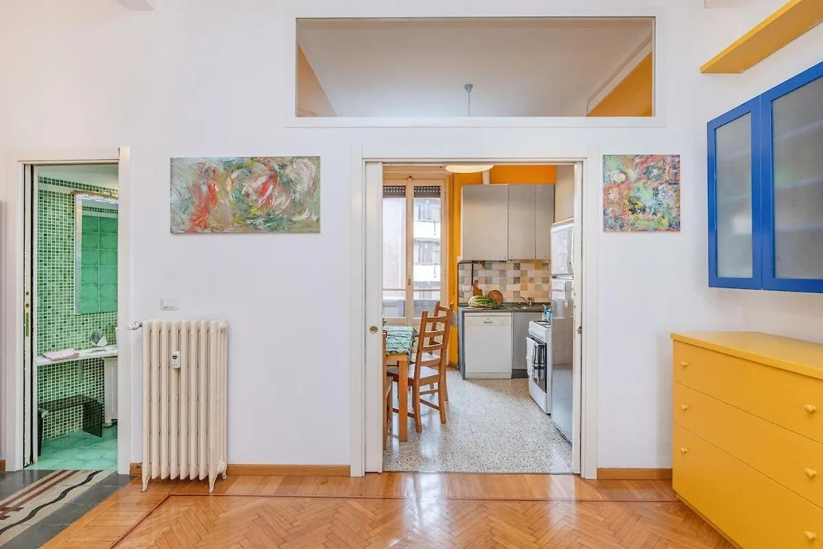 Mondrian Style House Apartment Milan