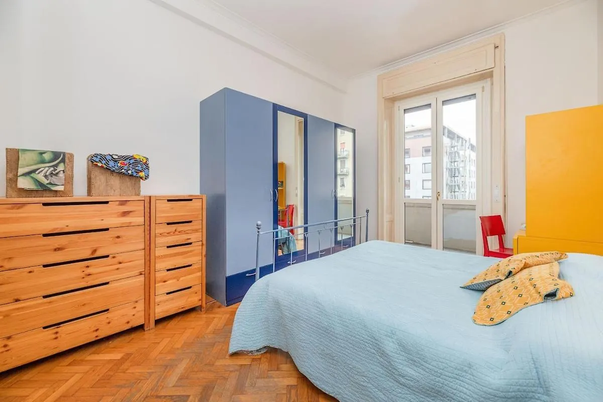 Mondrian Style House Apartment Milan